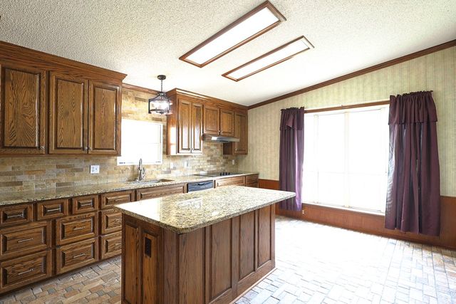 2156 County Road 73, Slocomb, AL 36375
