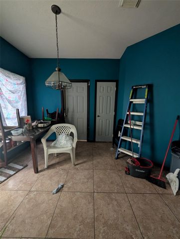 3211 Village Pond Lane, Fresno, TX 77545