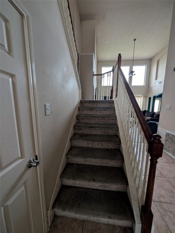 3211 Village Pond Lane, Fresno, TX 77545