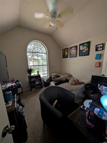 3211 Village Pond Lane, Fresno, TX 77545