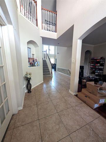 3211 Village Pond Lane, Fresno, TX 77545