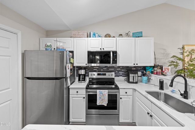 4022 Wellington Ridge Loop, Cary, NC 27518