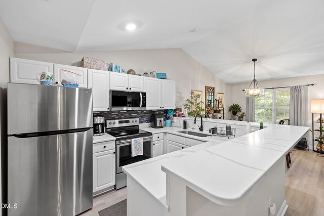 4022 Wellington Ridge Loop, Cary, NC 27518