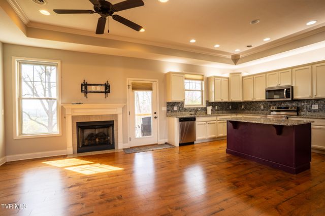 643 Birds Eye View, Jonesborough, TN 37659