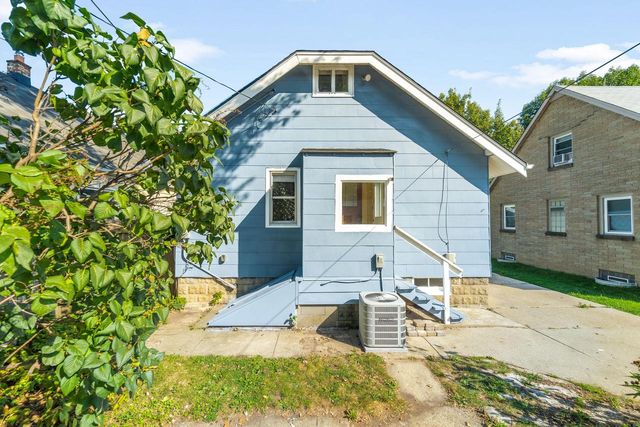 613 S 69th STREET, Milwaukee, WI 53214