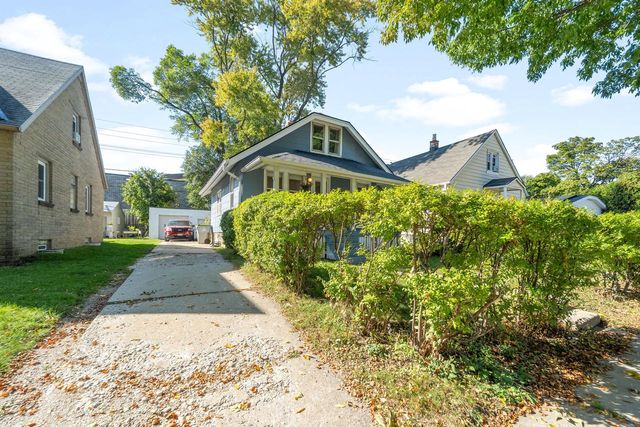 613 S 69th STREET, Milwaukee, WI 53214