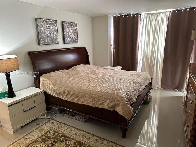 200 Leslie Drive 1128, Hallandale Beach, FL 33009