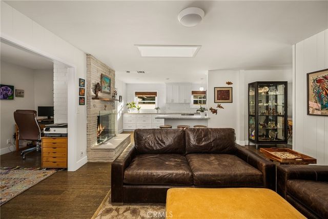 943 E Everett Place, Orange, CA 92867