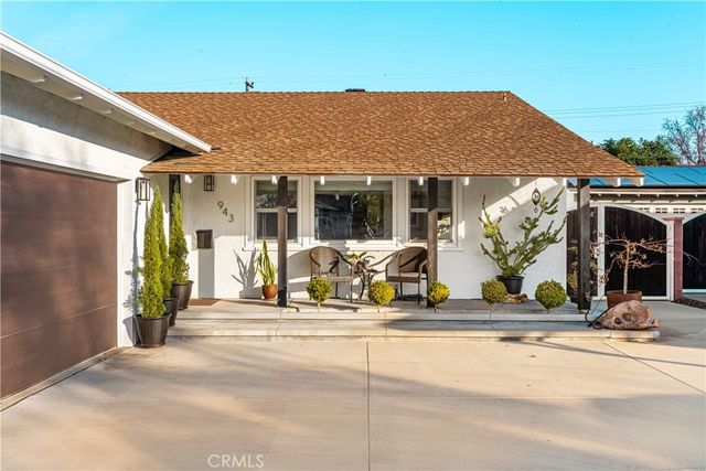 943 E Everett Place, Orange, CA 92867