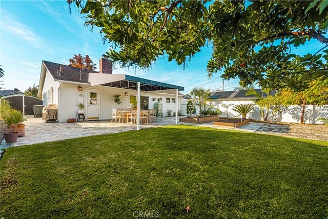 943 E Everett Place, Orange, CA 92867