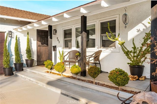 943 E Everett Place, Orange, CA 92867
