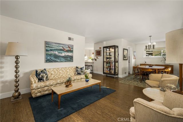 943 E Everett Place, Orange, CA 92867