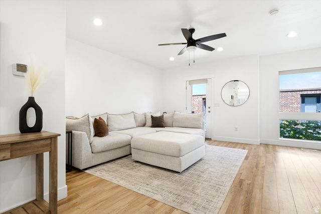 10 W BEEBE LN, Murray, UT 84107