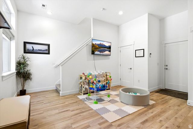 10 W BEEBE LN, Murray, UT 84107
