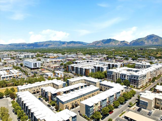 10 W BEEBE LN, Murray, UT 84107