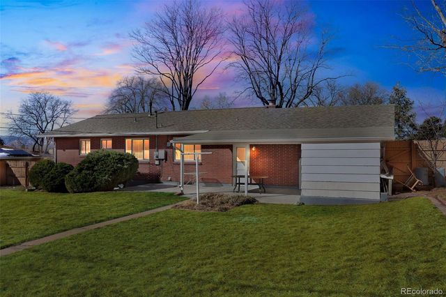 2902 S Meade Street, Denver, CO 80236