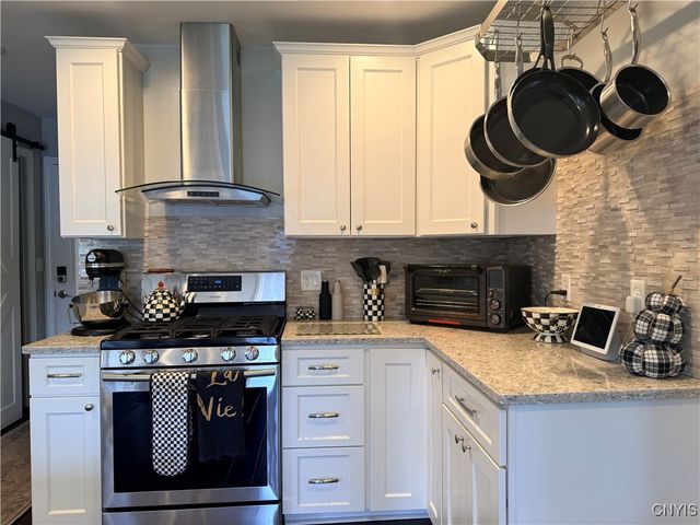 3728 Hedgemoor Drive, Cortlandville, NY 13045