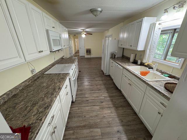 159 Cypress Lake Drive, Statesboro, GA 30458