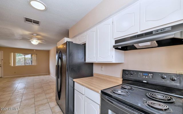 615 S PIONEER --, Mesa, AZ 85204