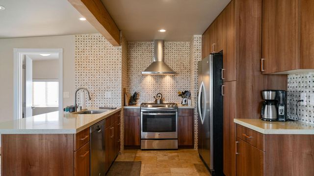 2467 Sand Drive, Landers, CA 92285