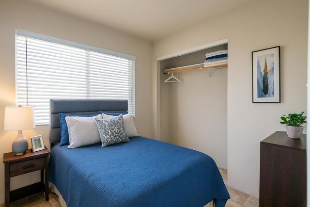 2467 Sand Drive, Landers, CA 92285