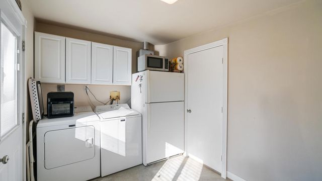 2467 Sand Drive, Landers, CA 92285