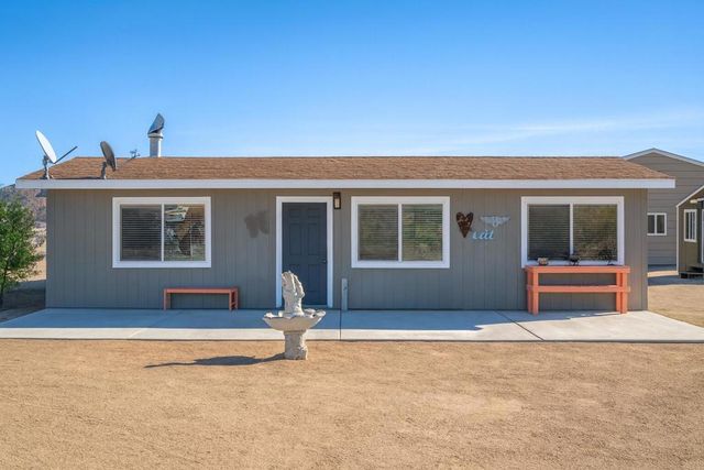 2467 Sand Drive, Landers, CA 92285