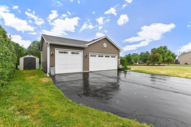 1063 Pheasant DRIVE, Genoa City, WI 53128