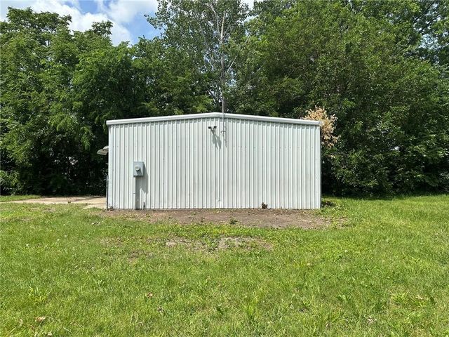 1618 E Glenn Drive, Lawrence, KS 66044