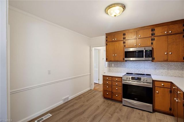 2708 Rockwood Road, Greensboro, NC 27408