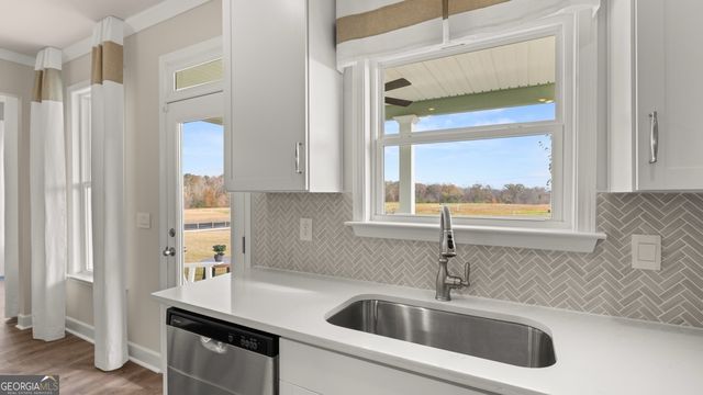 416 HAZEL Drive, Locust Grove, GA 30248