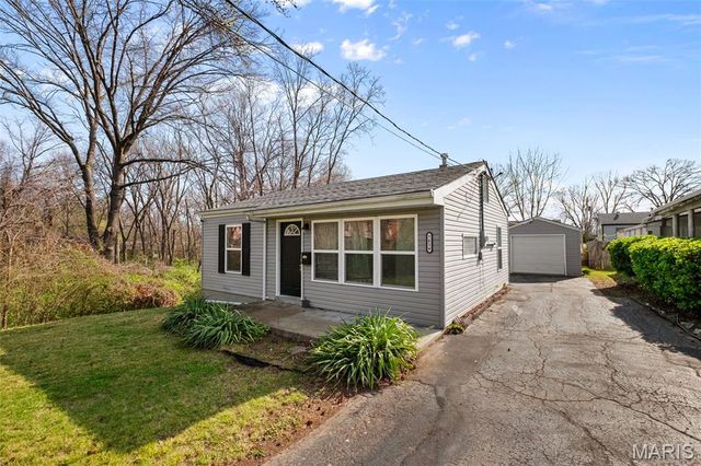 7616 Genesta Street, Affton, MO 63123