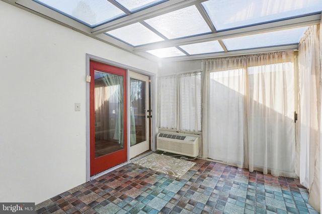 1391 WOODRIDGE DR, Middletown, PA 17057