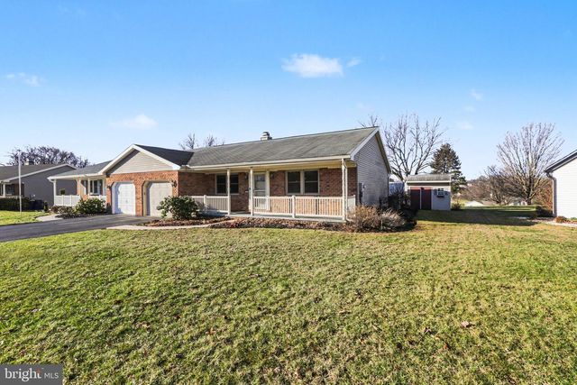 1391 WOODRIDGE DR, Middletown, PA 17057