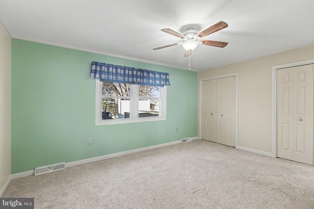 1391 WOODRIDGE DR, Middletown, PA 17057