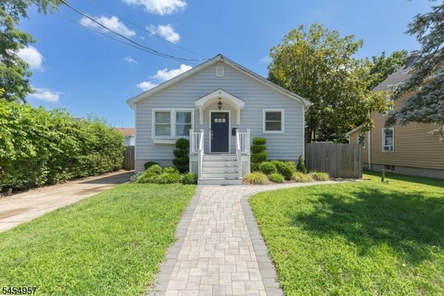 11 Leighton Ave, Red Bank Boro, NJ 07701