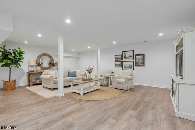 11 Leighton Ave, Red Bank Boro, NJ 07701