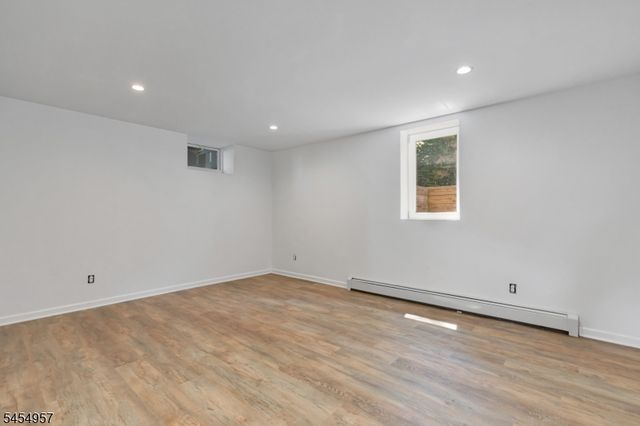 11 Leighton Ave, Red Bank Boro, NJ 07701