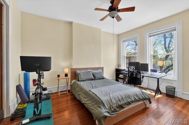 4441 Oakland Avenue, St Louis, MO 63110