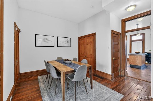 4441 Oakland Avenue, St Louis, MO 63110