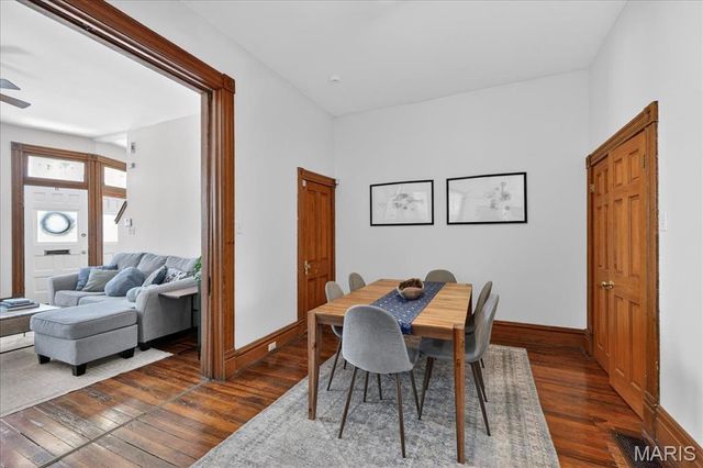 4441 Oakland Avenue, St Louis, MO 63110