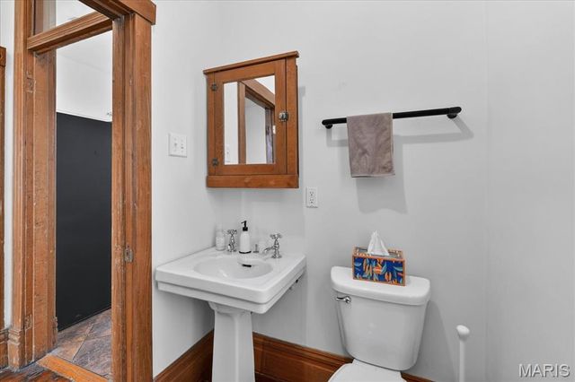 4441 Oakland Avenue, St Louis, MO 63110