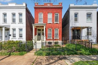 4441 Oakland Avenue, St Louis, MO 63110