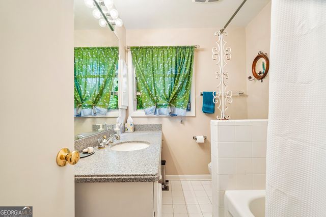 26 Dartmouth Avenue, Avondale Estates, GA 30002