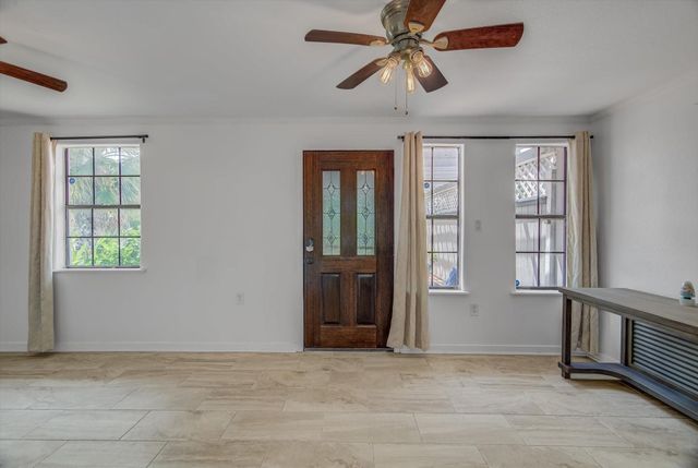 2128 59th Street, Galveston, TX 77551