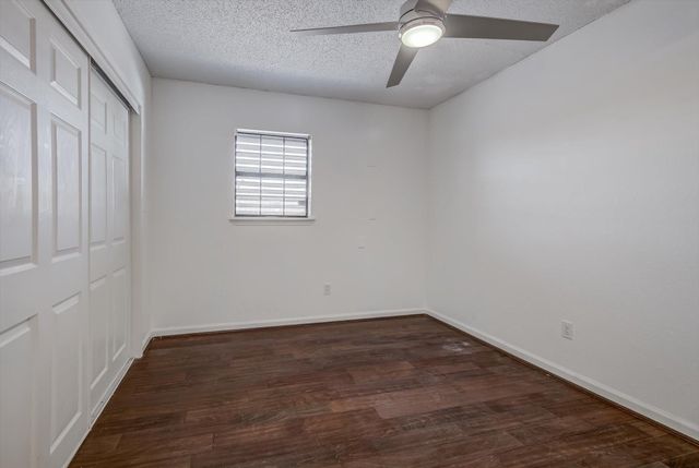 2128 59th Street, Galveston, TX 77551