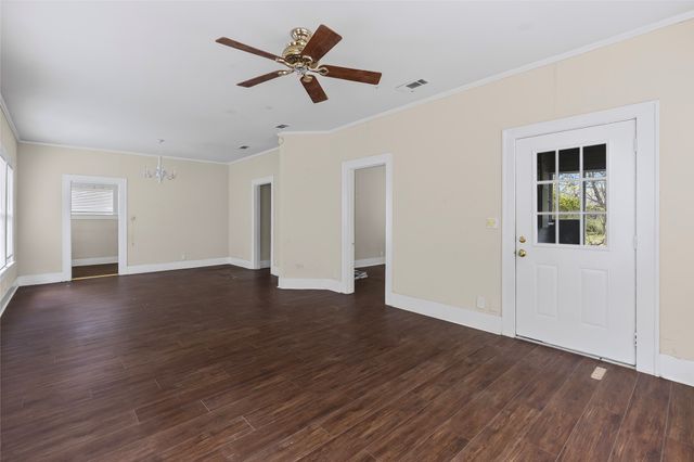 2104 Jones Street, Greenville, TX 75401