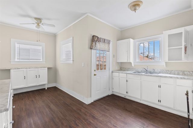 2104 Jones Street, Greenville, TX 75401