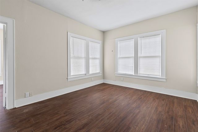 2104 Jones Street, Greenville, TX 75401