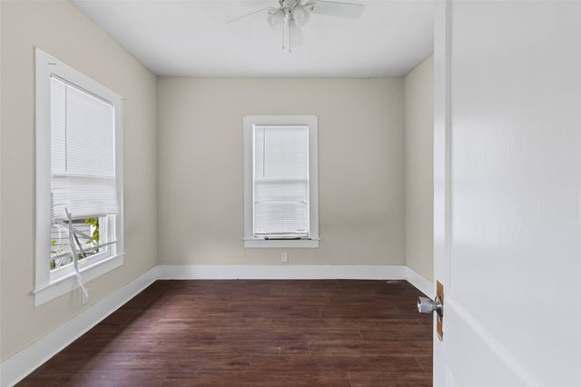 2104 Jones Street, Greenville, TX 75401